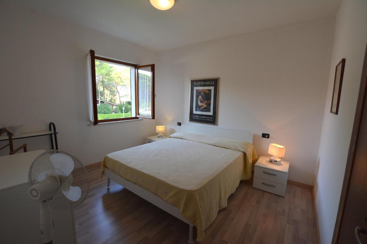 Villa In Lignano Riviera Comfortable Линьяно-Саббьядоро Экстерьер фото