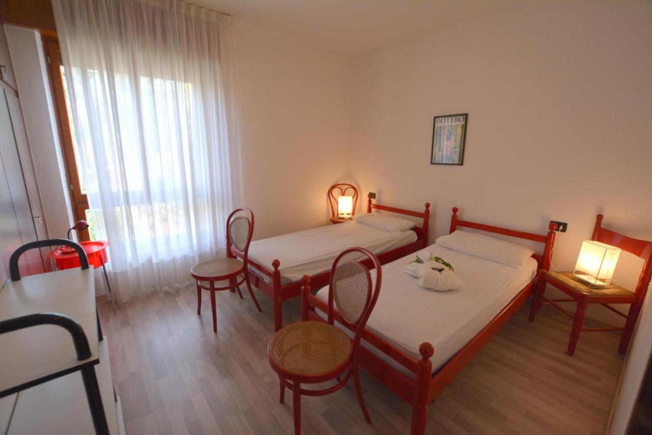 Villa In Lignano Riviera Comfortable Линьяно-Саббьядоро Экстерьер фото